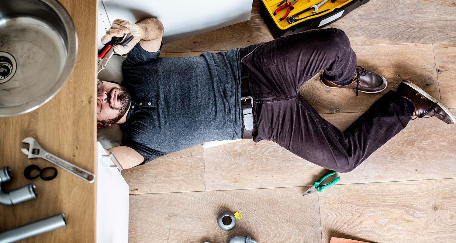 man-fixing-kitchen-sink-resize.jpg man-fixing-kitchen-sink-resize.jpg